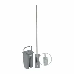 Parrot Flat Head Mop & Dual-Chamber Bucket 6.5 L Parrot flat head mop with 6.5 L dual-chamber bucket and stainless steel pole