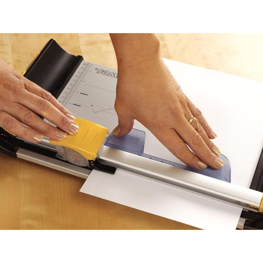 FELLOWES Neutron Plus A4 Paper Trimmer | A4 Paper Trimmer