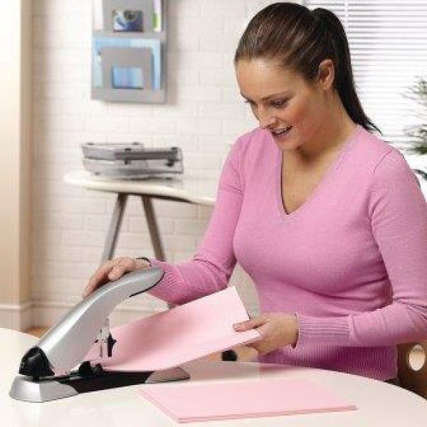 REXEL Gladiator Heavy Duty Stapler (160 Sheet)